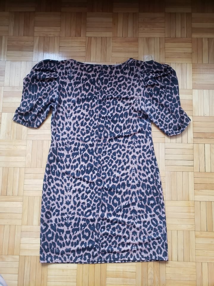 Boohoo Leopard Print Bodycon Mini Dress w/ Puff Sleeve - Size 12 - photo 3