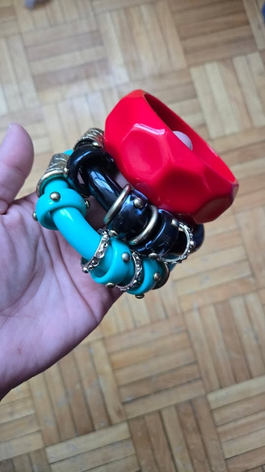Vintage bangles, bracelets - photo 3