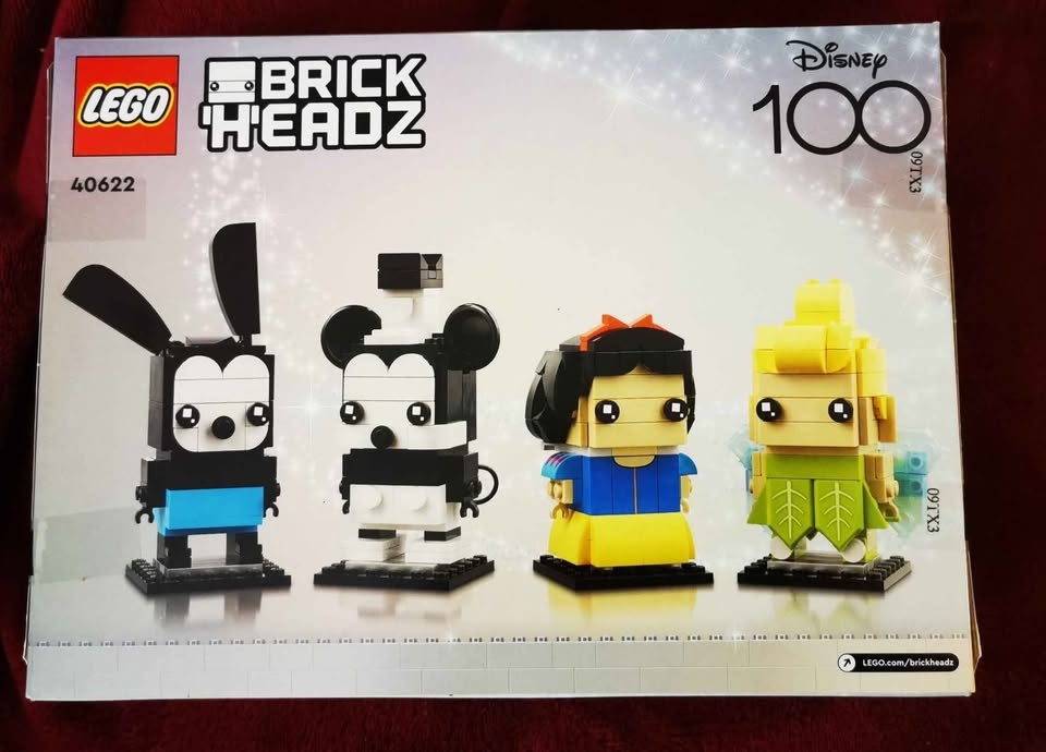 LEGO 40622 Disney 100 Celebration BrickHeadz - photo 2