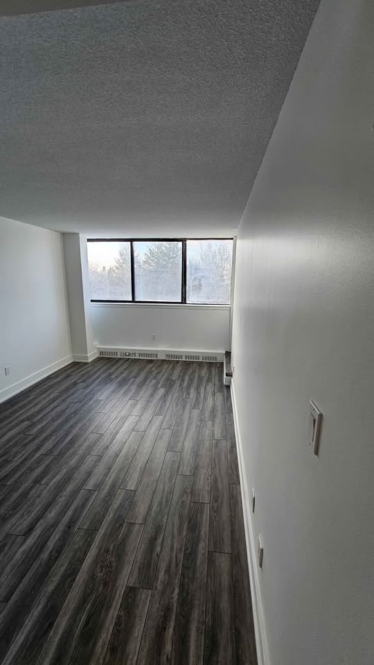 Private room for rent - photo 4