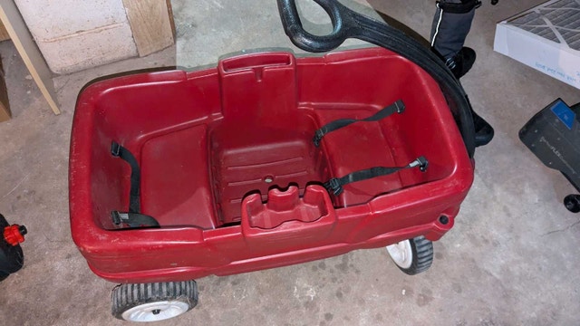 Kids Red Wagon