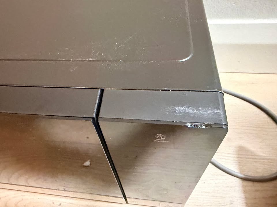 LG Microwave (MSER09905) - photo 3