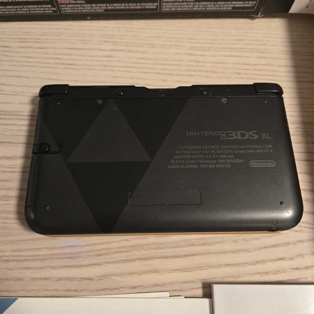 Nintendo 3DS XL Zelda: A Link Between Worlds Limited Edition - photo 4