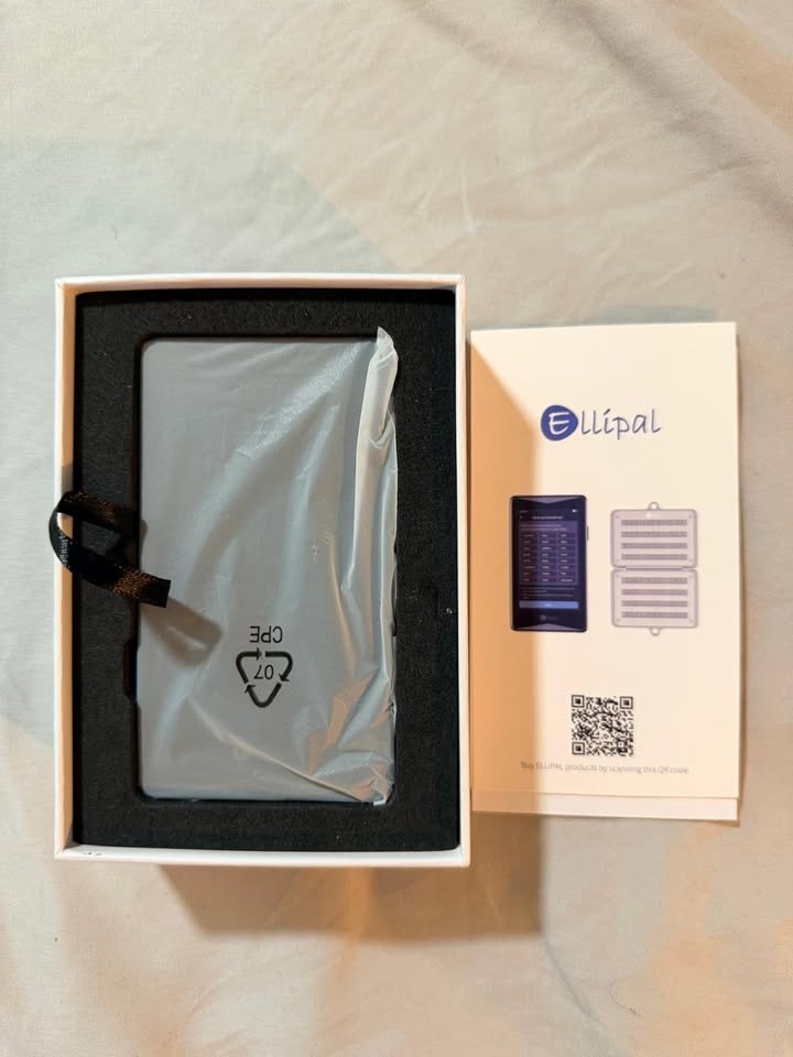 ELLIPAL Titan 2.0 Secure Offline Hardware Vault (Air-Gapped) - photo 3