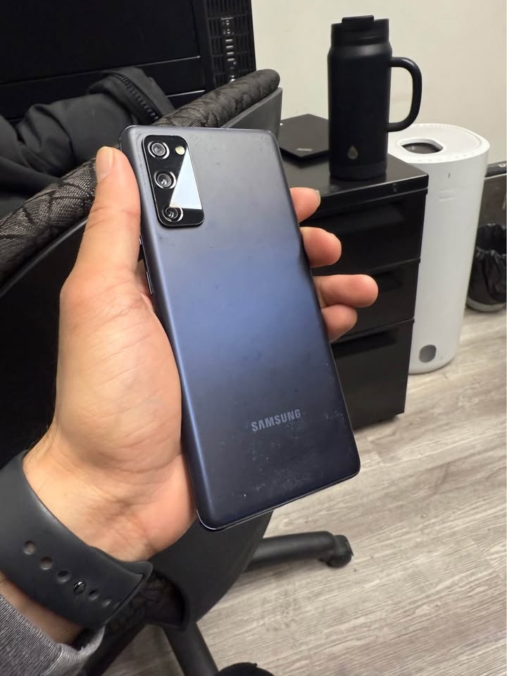 Samsung Galaxy S20 FE 5G 128GB Blue Unlocked - photo 3