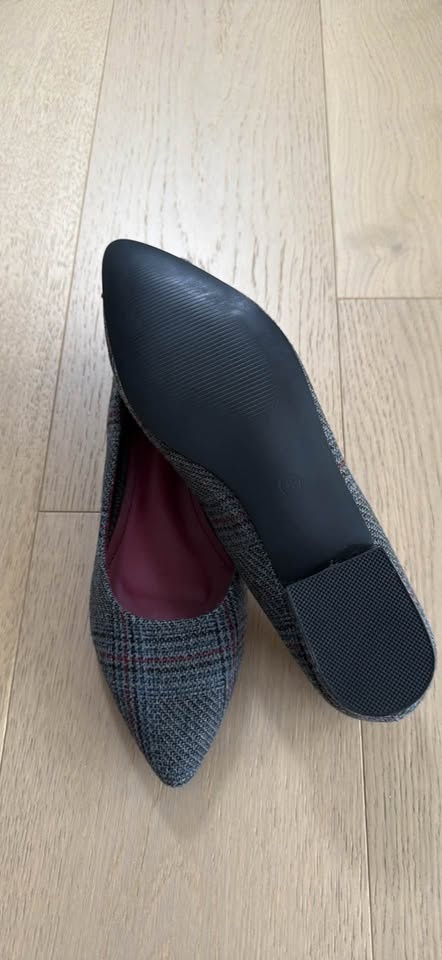 Mast & Harbour Grey Woven Design Ballerinas - photo 3