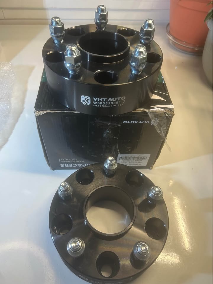 2 Wheel Spacers 5x5.5, 77.8mm Bore, 2" Thick - photo 2
