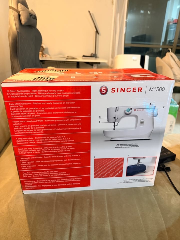 Singer M1500 Sewing Machine - photo 2