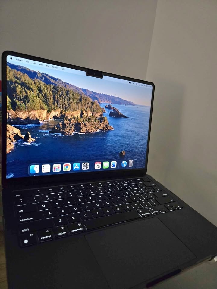 Macbook Air M2 (2022) Midnight