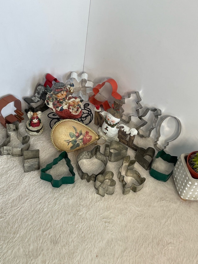 Vintage Christmas Decor Collection