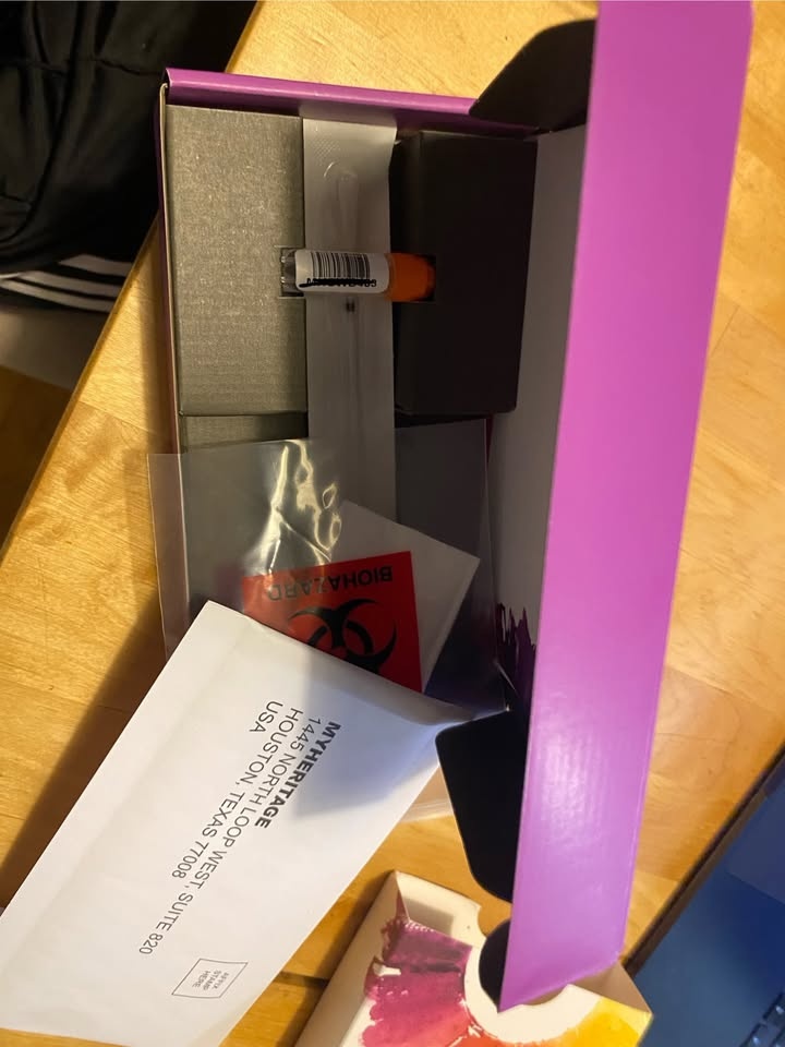 Brand new MyHeritage DNA kit - photo 2