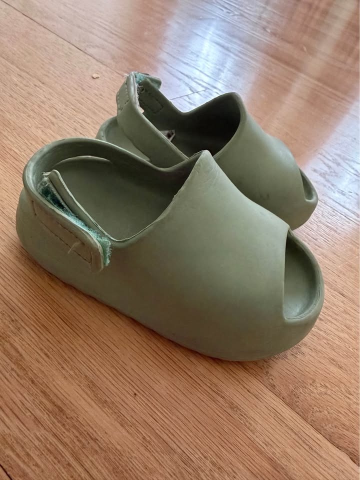 Toddler Shoes (5 Pairs) - photo 4