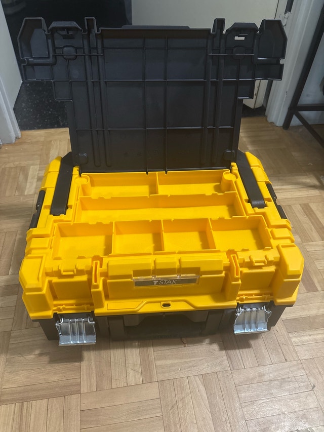 DeWalt TSTAK Tool Box - photo 2