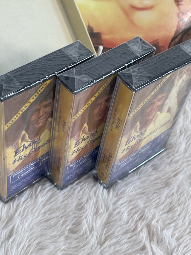 Vintage Elvis Greatest Hits Cassette SEALED - photo 2