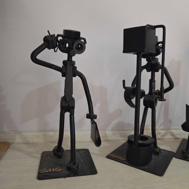 Metal Art Figurines - photo 3