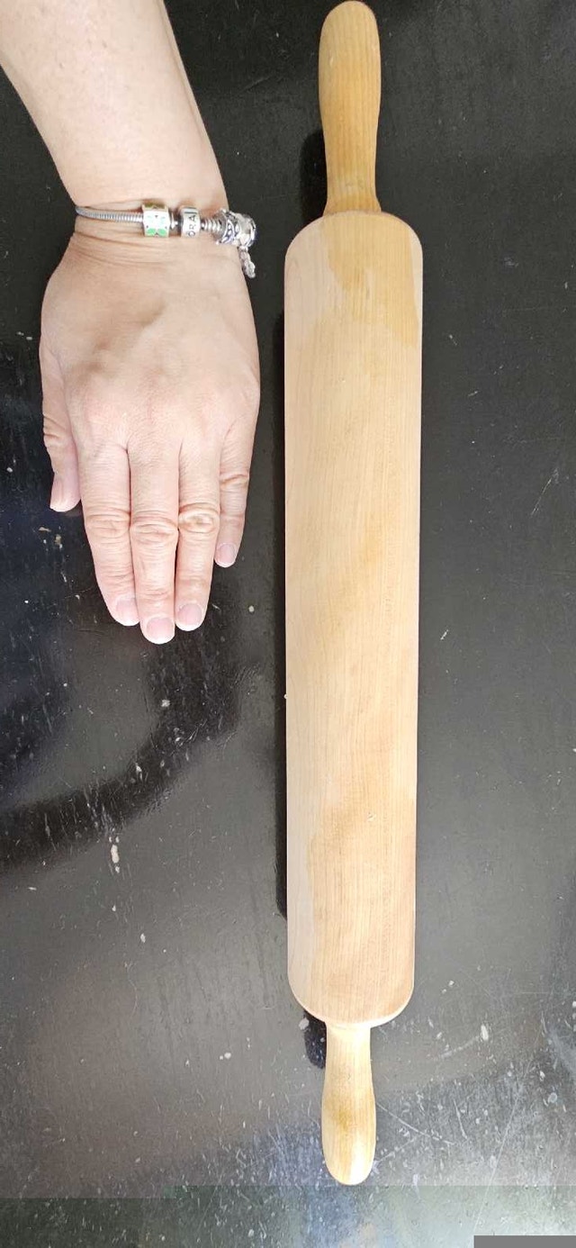 Wooden rolling pin - photo 3