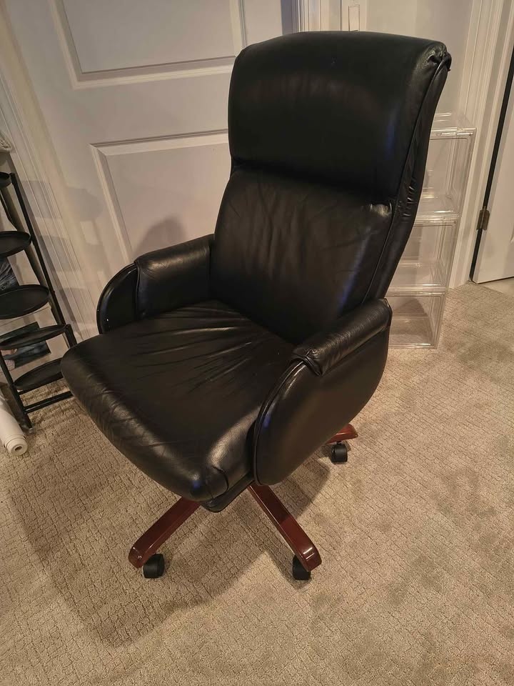 Genuine Leather Office Chair - photo 2