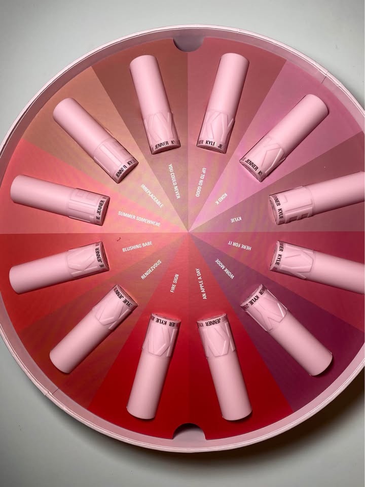 Rare! 24 LIPSTICKS 2 layer wheel | Kylie Cosmetics Collection | - photo 3