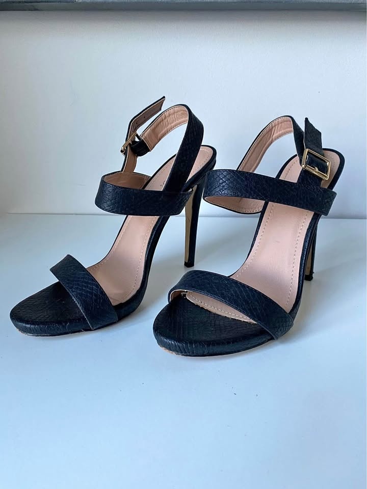 Women’s shoes black double strap stiletto sandals
