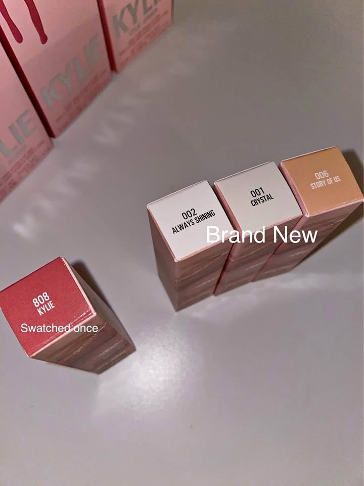 Kylie Cosmetics High Gloss Lip Gloss