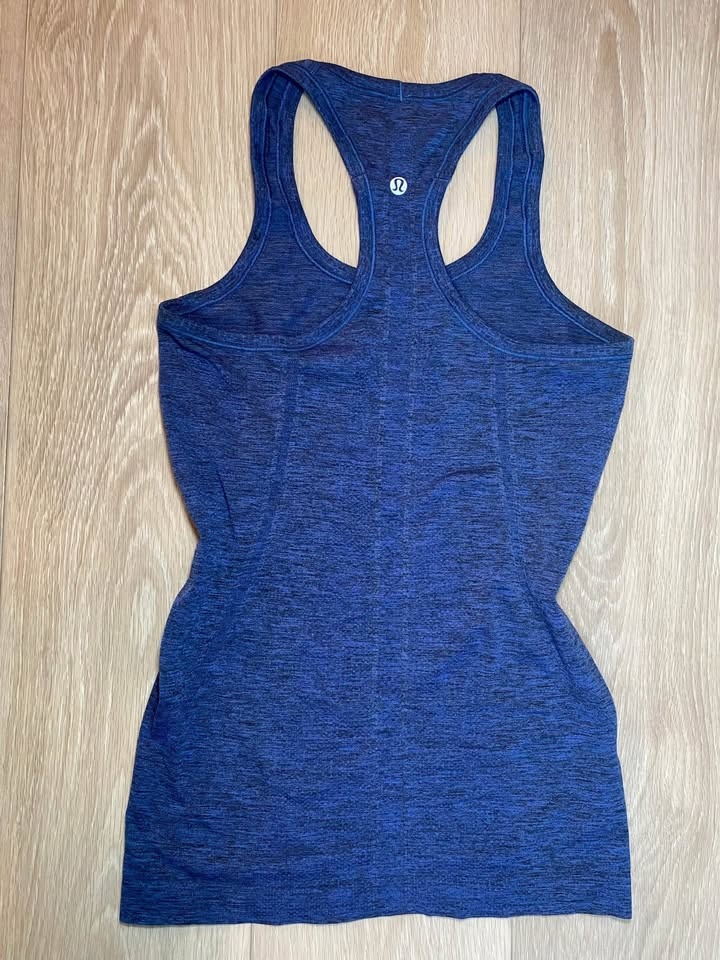 Lululemon Activewear Top Shirt Size 2 XS/S - photo 3
