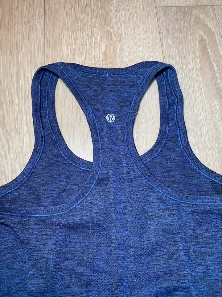 Lululemon Activewear Top Shirt Size 2 XS/S - photo 5