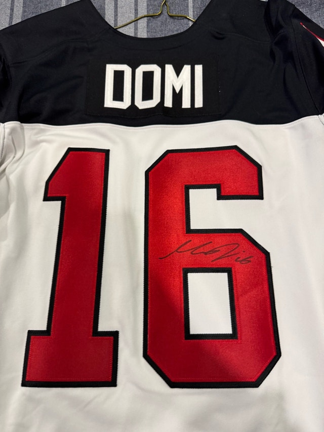 Signed Canada Max Domi Jersey - photo 2