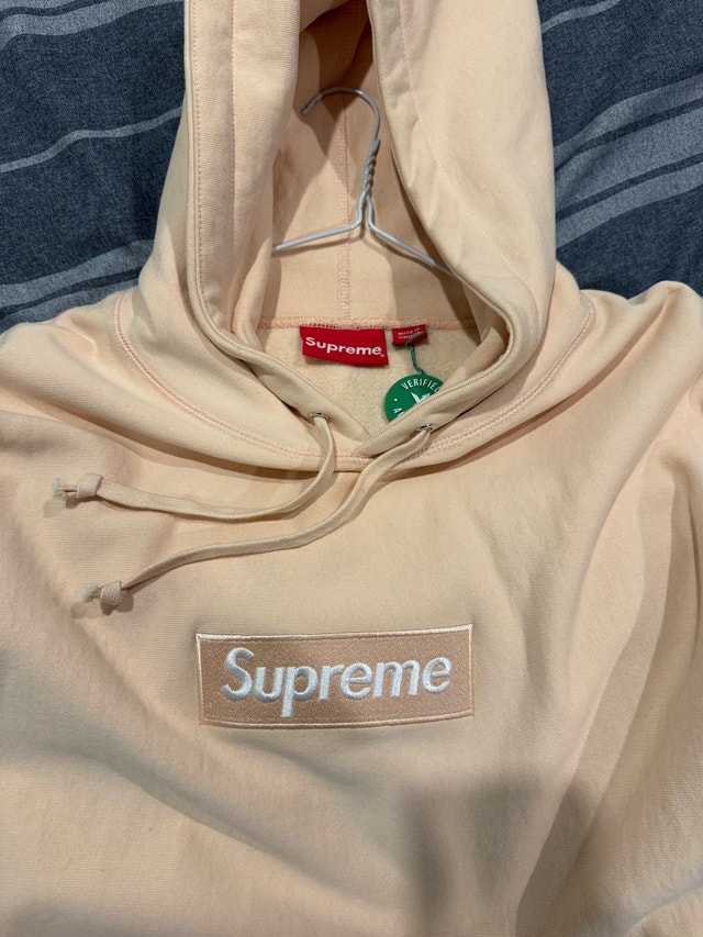 Brand new supreme box logo hoodie peach size xl - photo 2