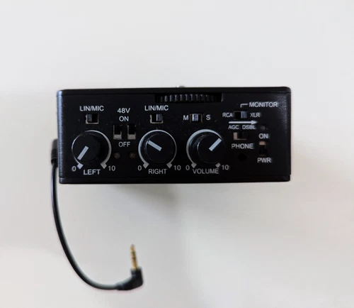 Beachtek DXA-SLR Audio Preamp/Adaptor - photo 4