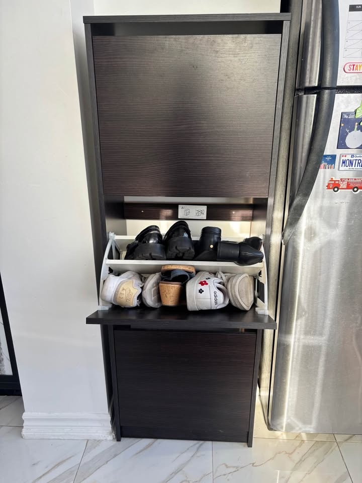 IKEA Shoe Cabinet with 3 compartments - photo 3