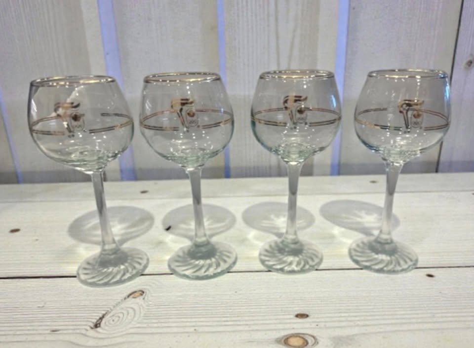 1988 Calgary Winter Olympics Wine Glasses - Gold Torch - 15 Tota