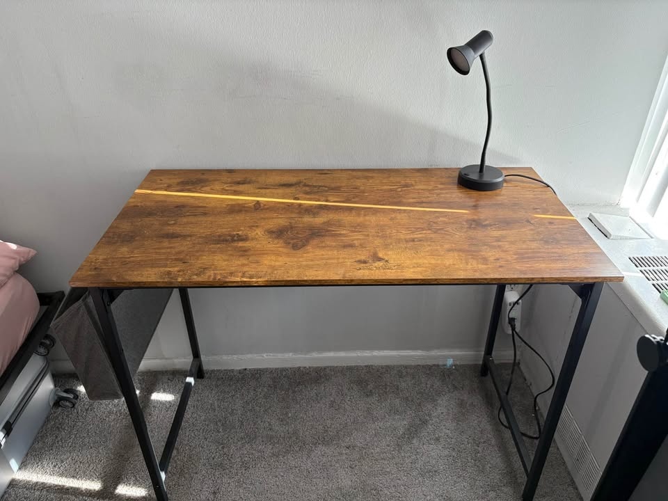 40” Wooden Study Table - photo 3