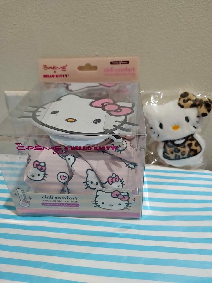 The Crème Shop Hello Kitty Ice Bag & Pendant