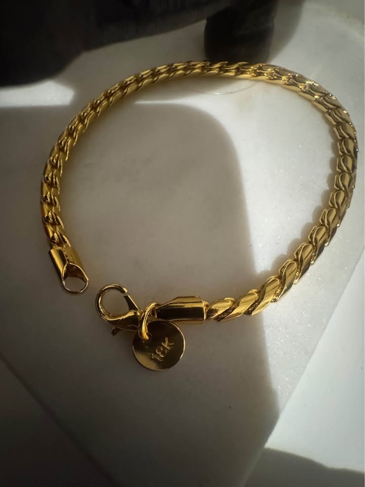 Beautiful 18K Gold Plated Rope Bracelet - photo 3