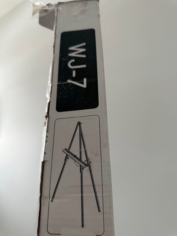 Tripod Wooden Display Easel - photo 2