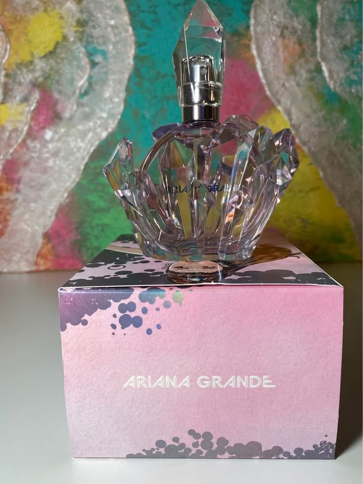 Ariana Grande R.E.M. Eau de Parfum, Perfume 50mL - photo 3