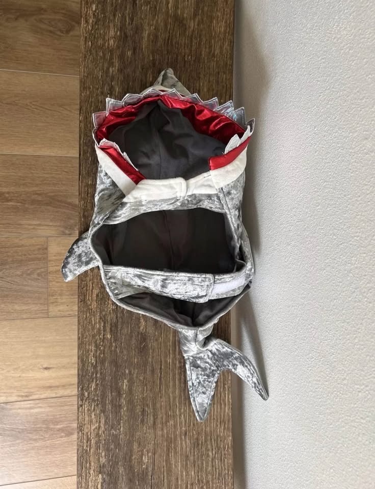 Shark Dog & Cat Pet Halloween Costume - photo 3
