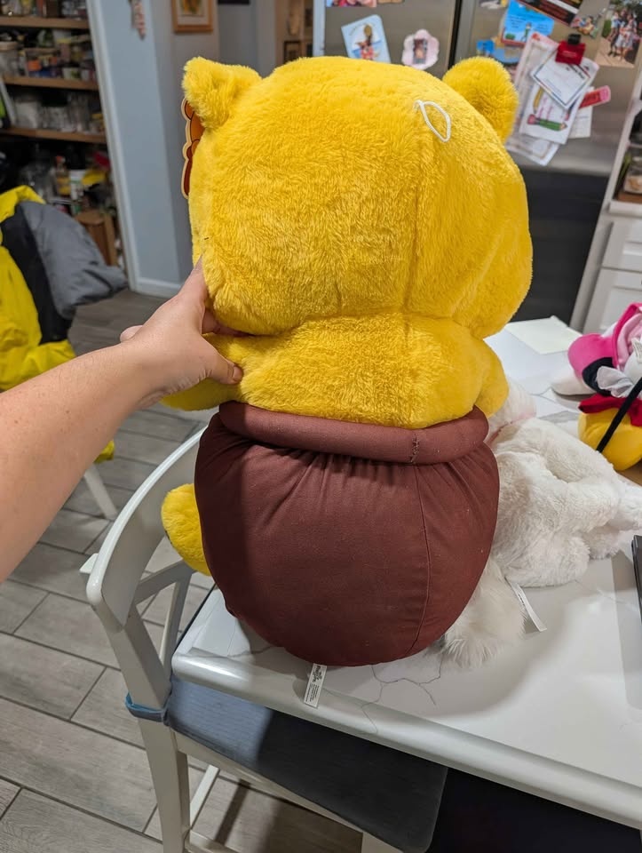 NWT Extra large Bear with bee - photo 2