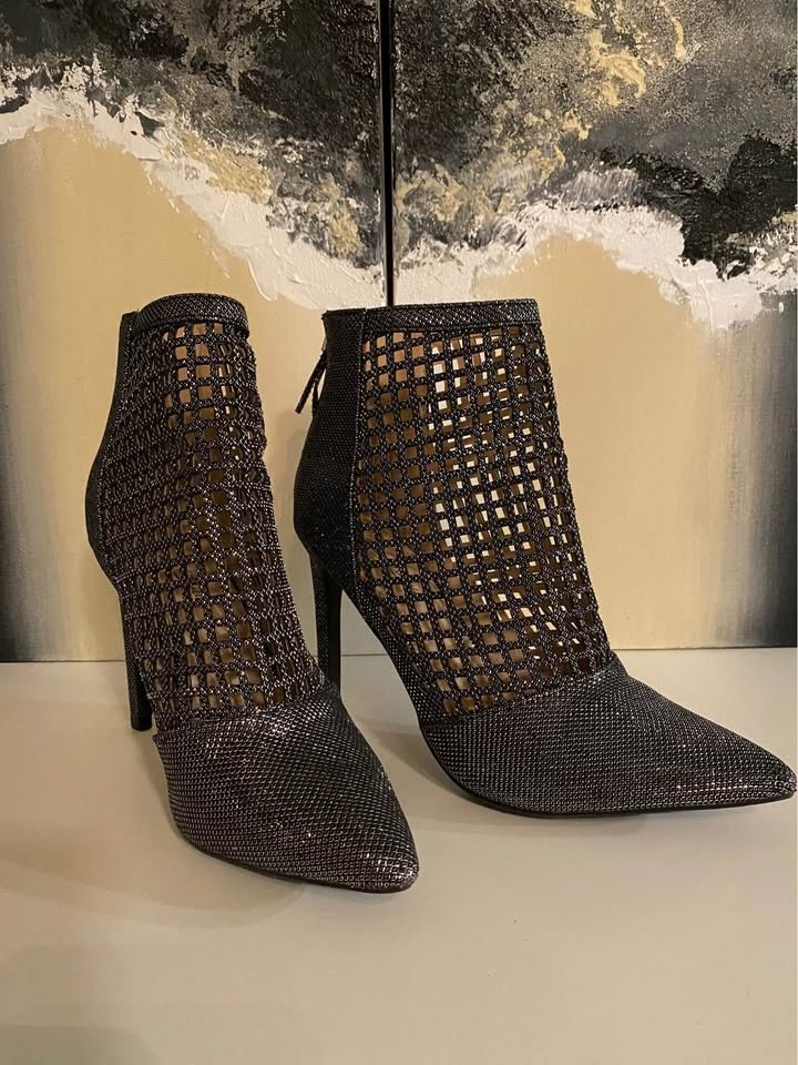 Ankle booties boots High heels shoes - photo 2