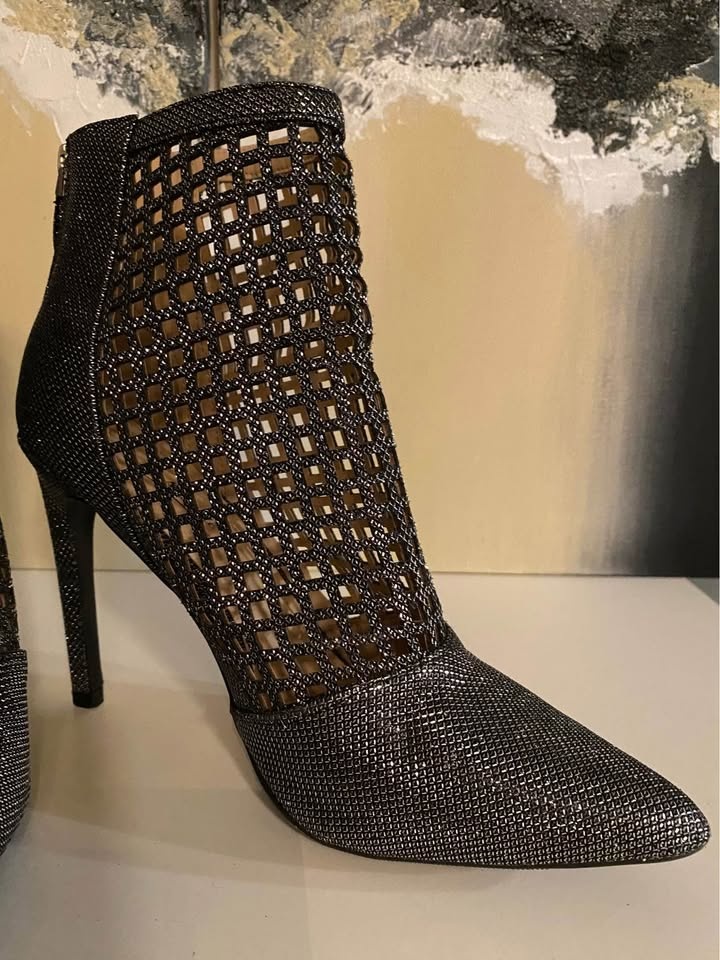 Ankle booties boots High heels shoes - photo 4