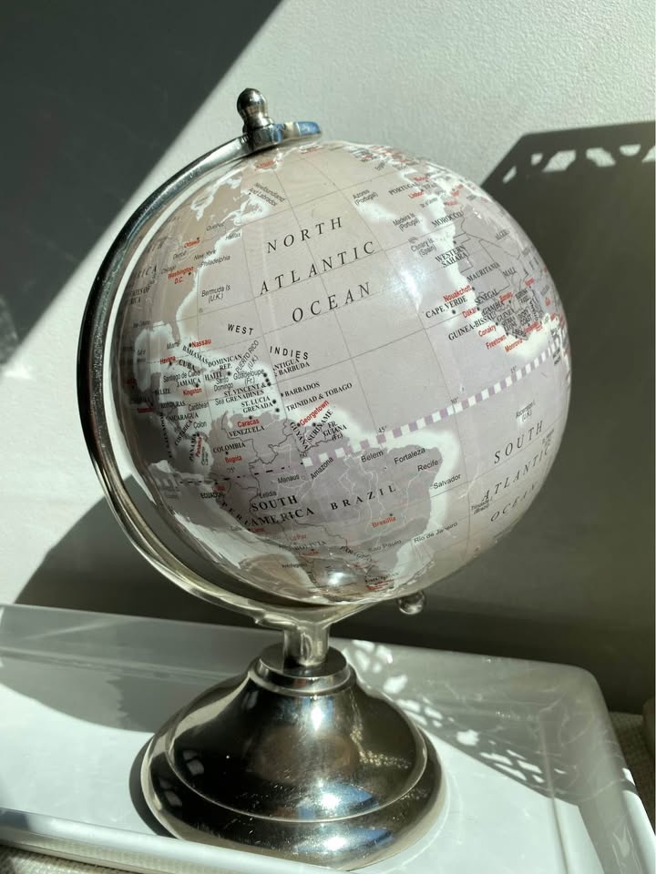 World Globe home decor - photo 2