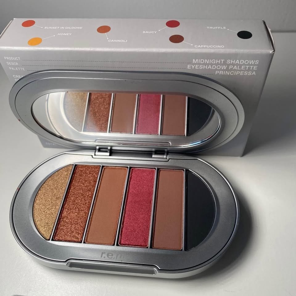 R.e.m. Ariana Grande Eyeshadow Palette - photo 3