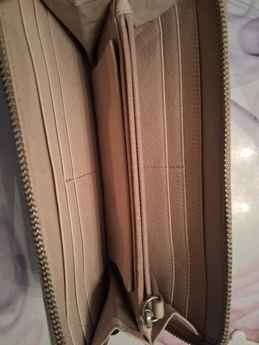 Roots Canada Leather Wallet - photo 2