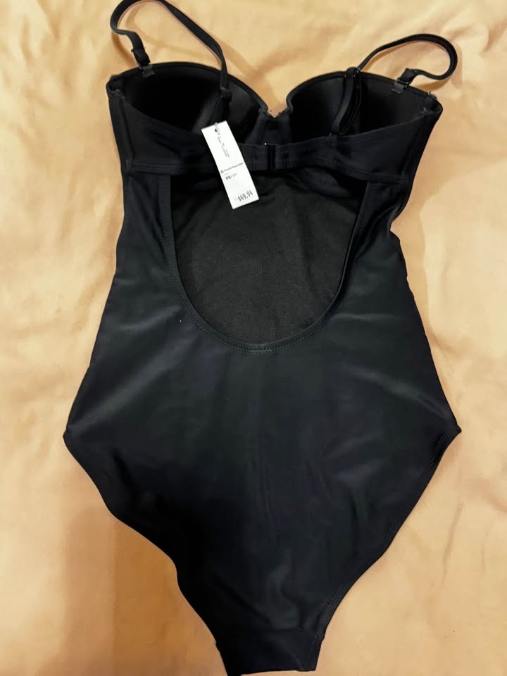 Brand New Swimsuit- XS - photo 3