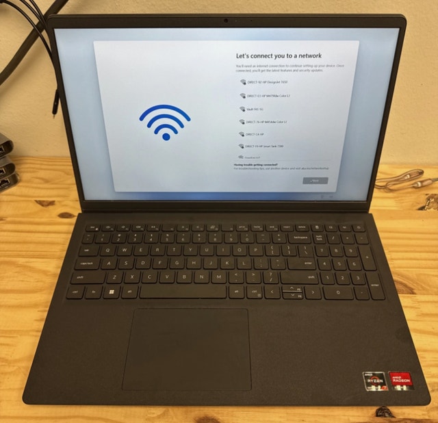 Dell Inspiron 15 3525 Laptop Ryzen 7 16GB RAM 256GB SSD
