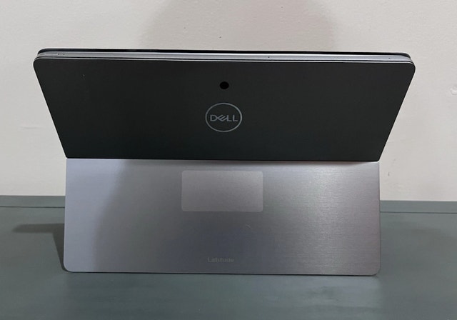 Dell Latitude 7210 2-in-1 i7-10610U, 16GB RAM, 512GB SSD Touch - photo 2