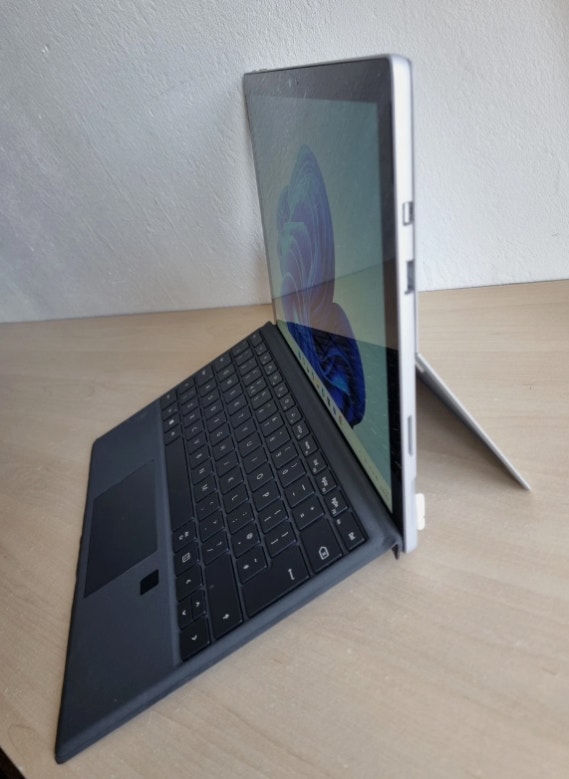 Surface Pro 6 i5-8350U, 16GB RAM, 256GB SSD 2K Touch Win11 - photo 2