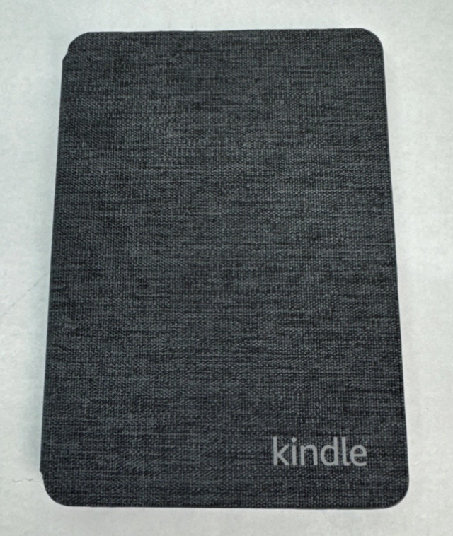 Amazon Kindle 11th Gen 16GB Wi-Fi w/ Case - photo 3