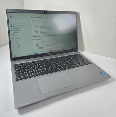 Dell Latitude 5521 TOUCH i7-11850H 16GB RAM 256GB NVMe