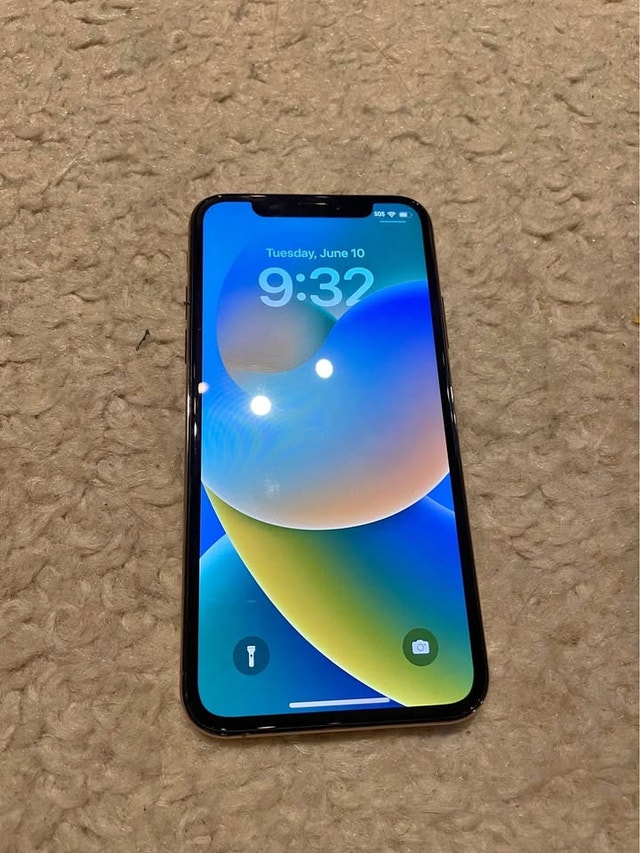 iPhone XS 256GB Unlocked